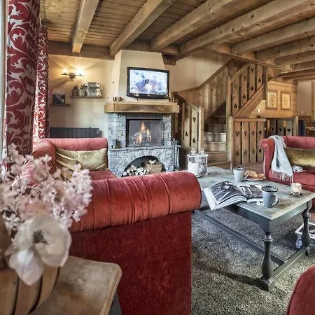 1650 Sleeps 8 Pool Wifi Courchevel